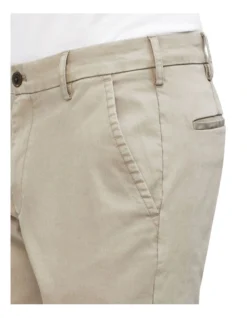 Van Heusen Regular Chino Pant Tan -Gant Shop 865999180 3 720x928