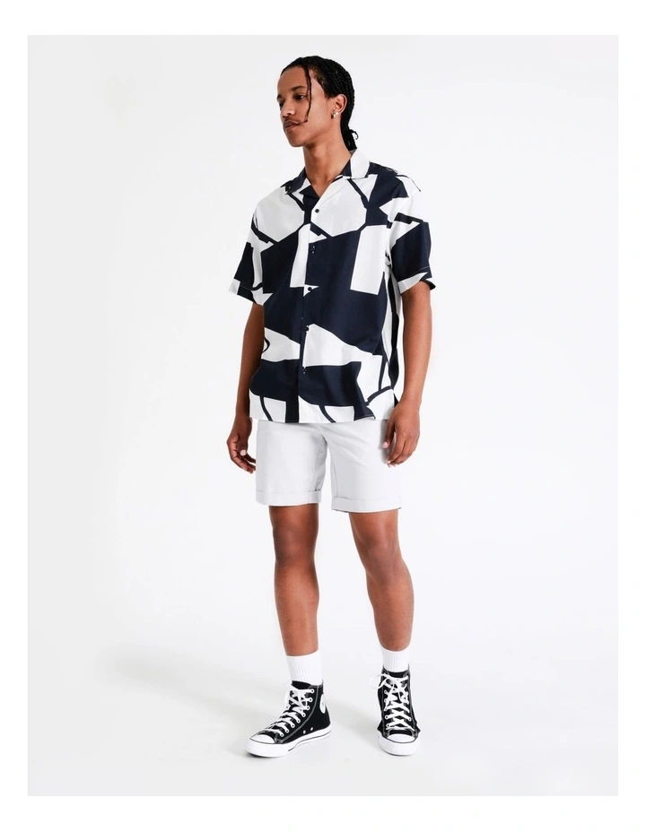 Jack & Jones Abstract Geo Resort Short Sleeve Shirt In Black/White 6 Jack & Jones Abstract Geo Resort Short Sleeve Shirt In Black/White - Image 4