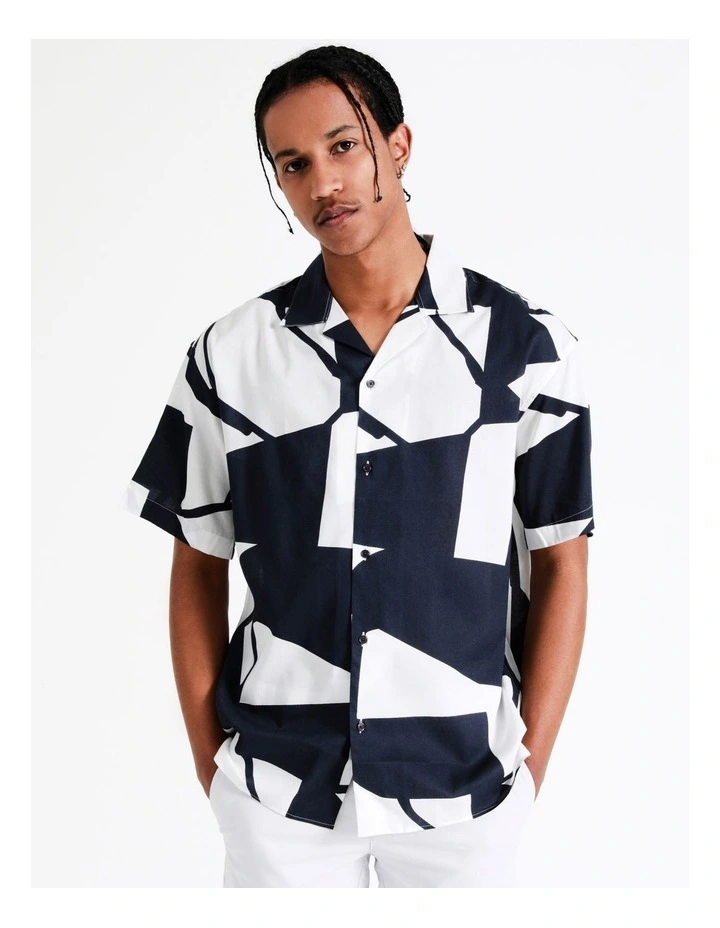 Jack & Jones Abstract Geo Resort Short Sleeve Shirt In Black/White 7 Jack & Jones Abstract Geo Resort Short Sleeve Shirt In Black/White - Image 5