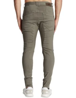 Wildcat Slim Jean In Green 7 Wildcat Slim Jean In Green -Gant Shop 976556800 3 720x928