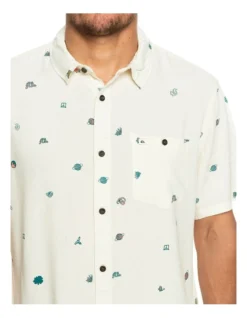 Quiksilver Minimark Short Sleeve Shirt In White -Gant Shop 977988880 5 720x928